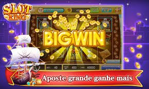 Meja showdown Texas Poker dengan semua kartu terbuka